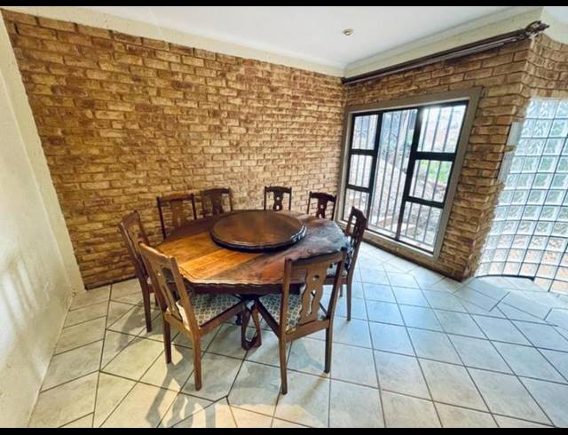 3 BEDROOM HOUSE FOR SALE IN BASSONIA